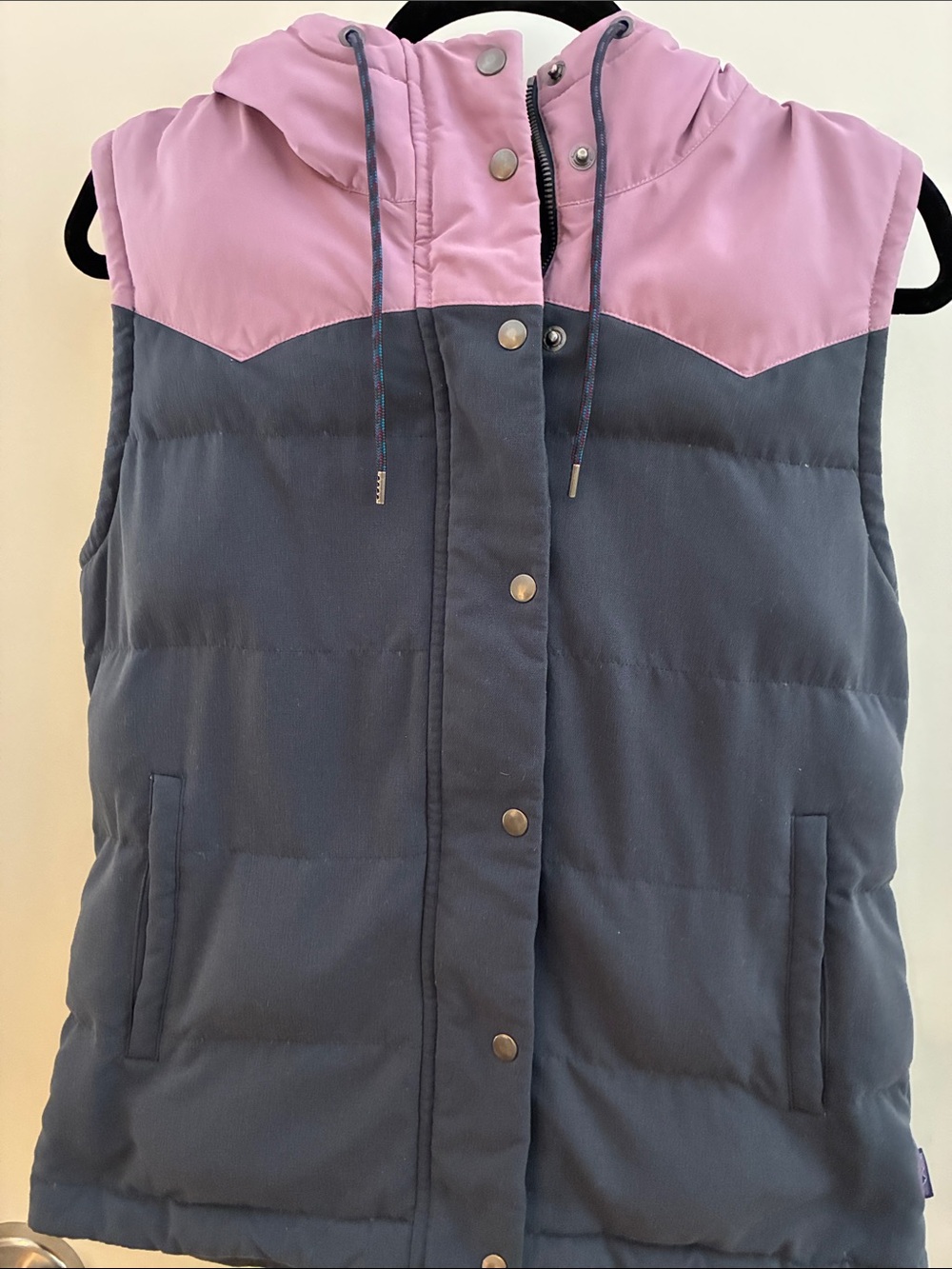 Patagonia Bivy Down Hooded Puffer Vest in Lavender and Navy M